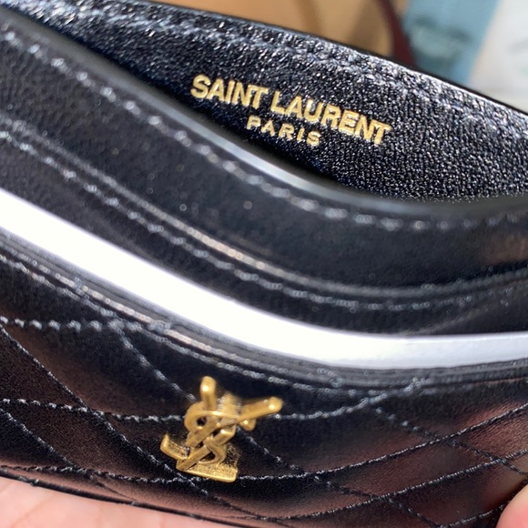 HP🎉NWT YSL Quilted Lambskin Card Case - Picture 3 of 16
